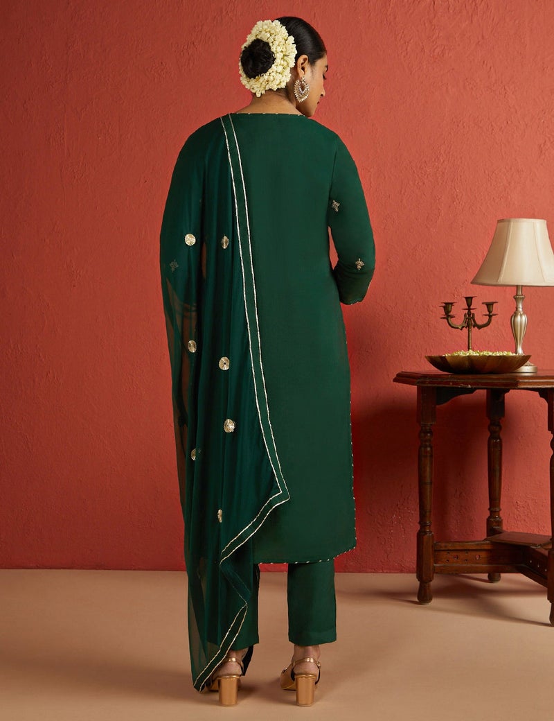 كاري طقم كورتا نسائي – ملابس مريحة يومية - Image 2